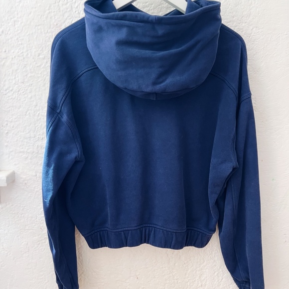 Lululemon Relaxed Cropped Navy Sweatshirt Hoodie - Picture 3 of 4